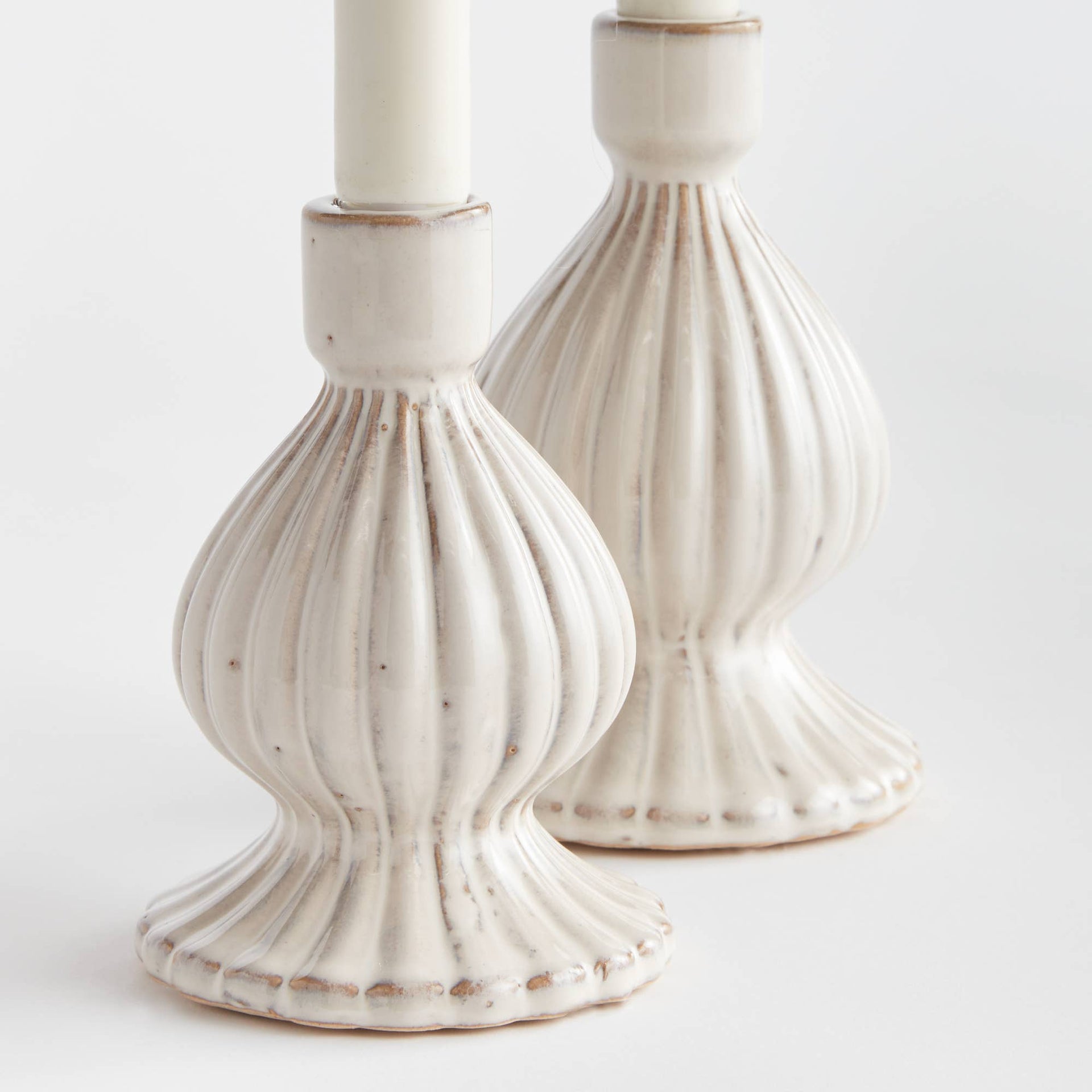 Mela Taper Holders, White